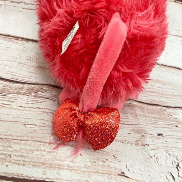 DESPICABLE ME Minion Mayhem Female Kyle Plush - Picture 5 of 9